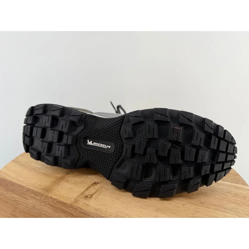 ECCO Exohike Low Gore-Tex Hiking‎ Shows Gray Nubuck Womens 39 US 8-8.5